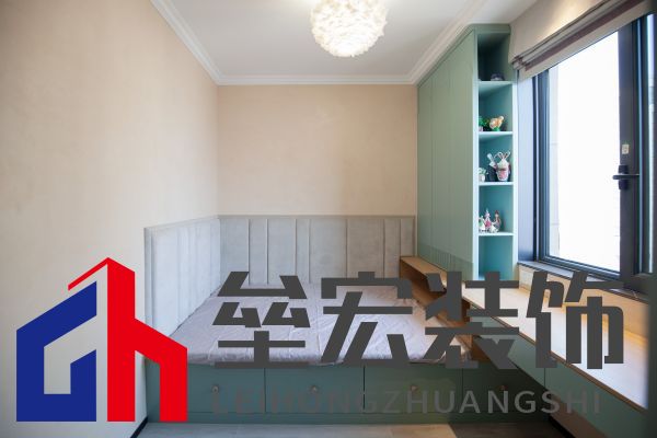 142㎡現(xiàn)代簡約丨 黑白格調(diào)下的溫柔空間！