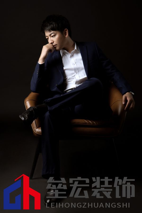 設(shè)計(jì)師潘利波榮獲金住獎(jiǎng)大連十大居住空間設(shè)計(jì)師「Talk設(shè)計(jì)」