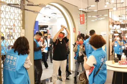 華藝照明100%原創(chuàng)「冰雪」系列首銷火爆，圈粉背后靠的是什么？