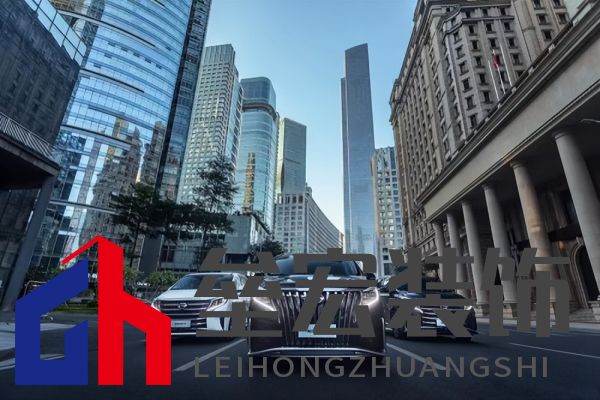 國貨之光！香港回歸25周年進(jìn)港接待現(xiàn)場，驚現(xiàn)傳祺M8霸氣護(hù)航