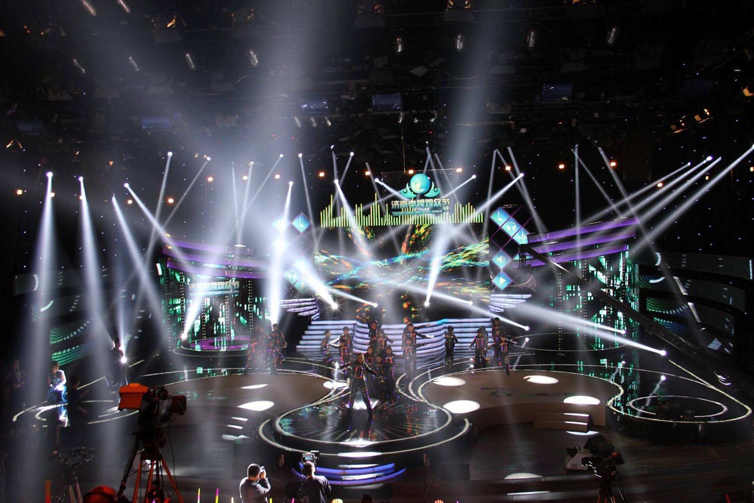 湖南量販ktv設(shè)計(jì)_廈門ktv設(shè)計(jì)_ktv門頭設(shè)計(jì)效果圖