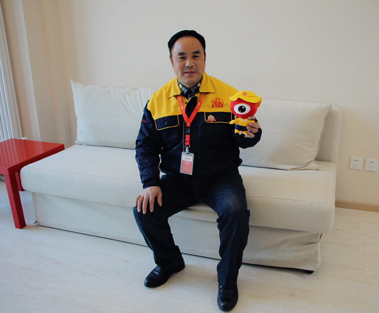 廈門(mén)至上展示制品有限公司_廈門(mén)至上ktv消費(fèi)水平_廈門(mén)裝修工長(zhǎng)