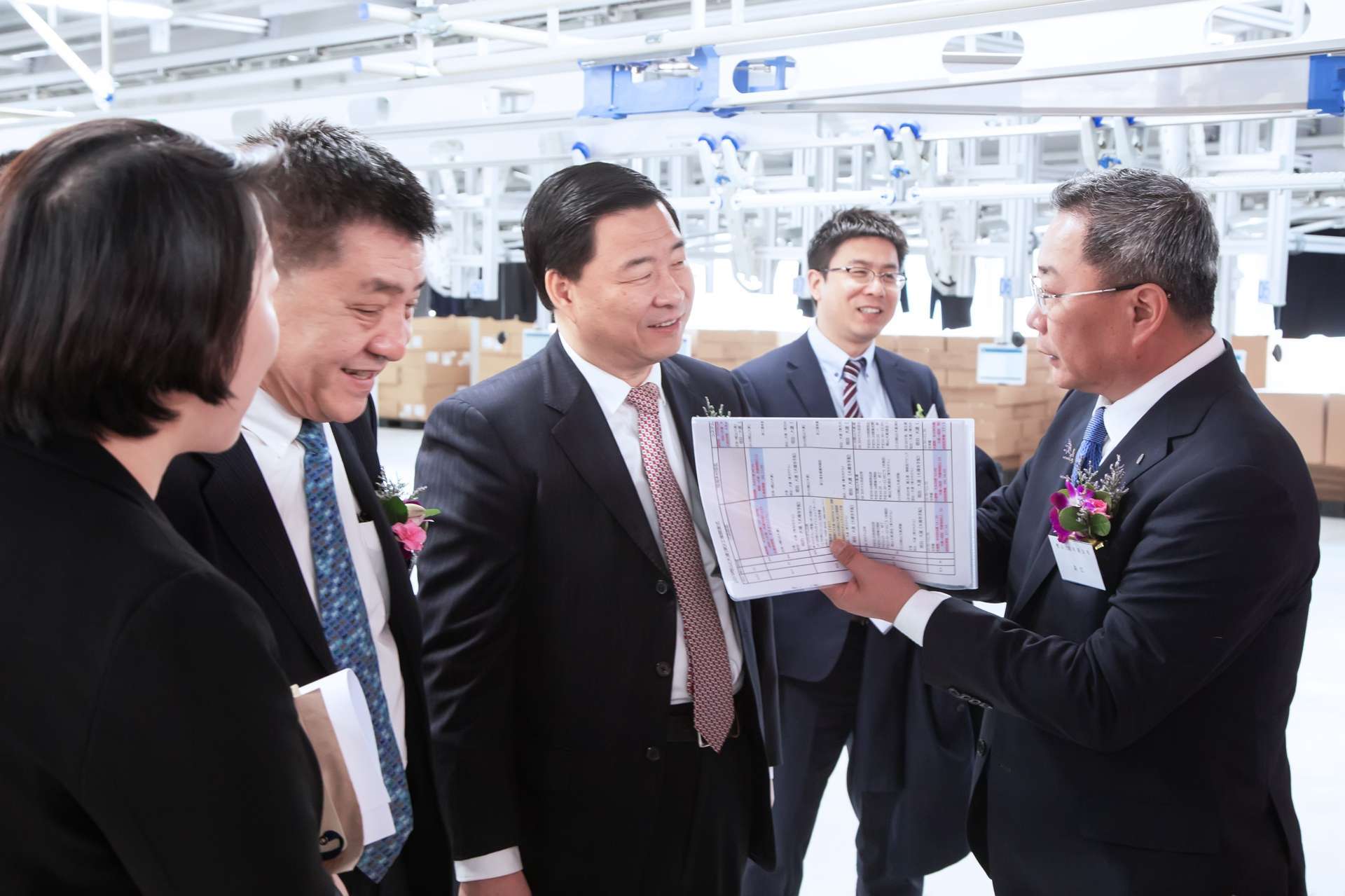 _展銷、簽約、洽談、直播精彩不斷 “石河子參展團(tuán)”火出了圈_展銷、簽約、洽談、直播精彩不斷 “石河子參展團(tuán)”火出了圈