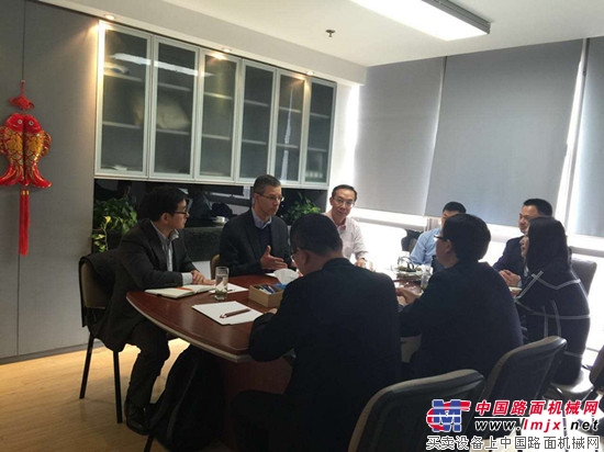 邀純陽赴名劍大會(huì)_訪最美蓮鄉(xiāng)赴青春盛宴_