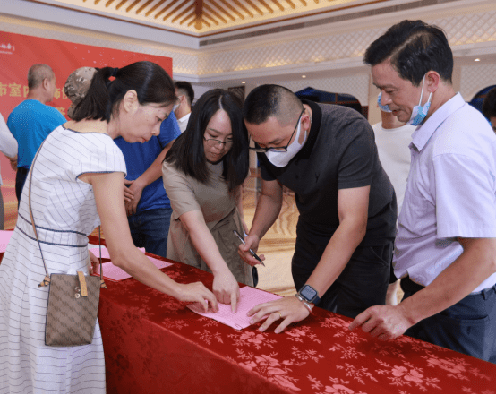 廈門裝修協(xié)會(huì)網(wǎng)_廈門室內(nèi)裝修協(xié)會(huì)_廈門裝飾裝修協(xié)會(huì)