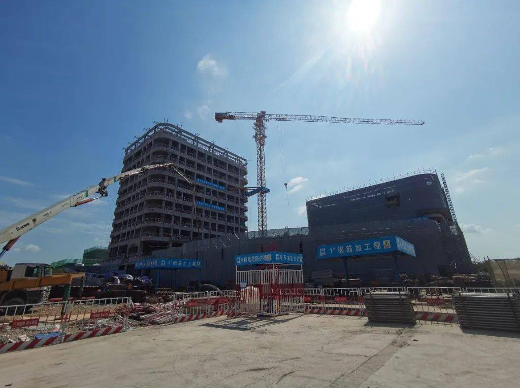 廈門廠房裝修施工隊_廈門工廠地面裝修_廈門廠房裝修公司