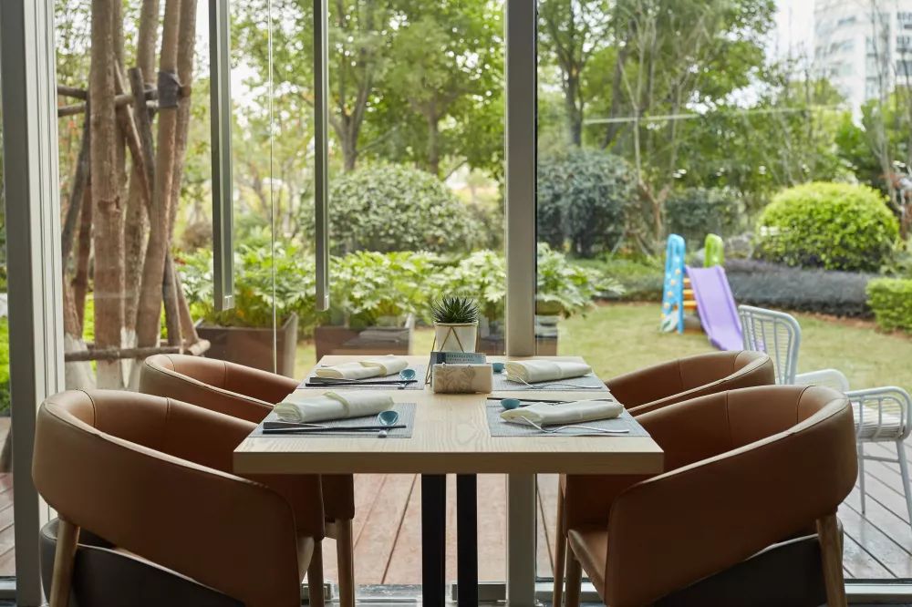 廈門品牌裝修公司排名_廈門豪宅裝修_廈門豪華風(fēng)格裝飾公司