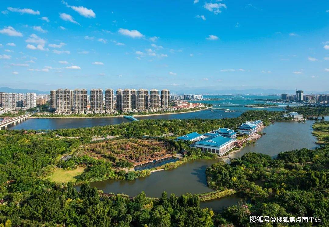 廈門豪宅設(shè)計_廈門豪宅裝修_豪宅廈門裝修效果圖