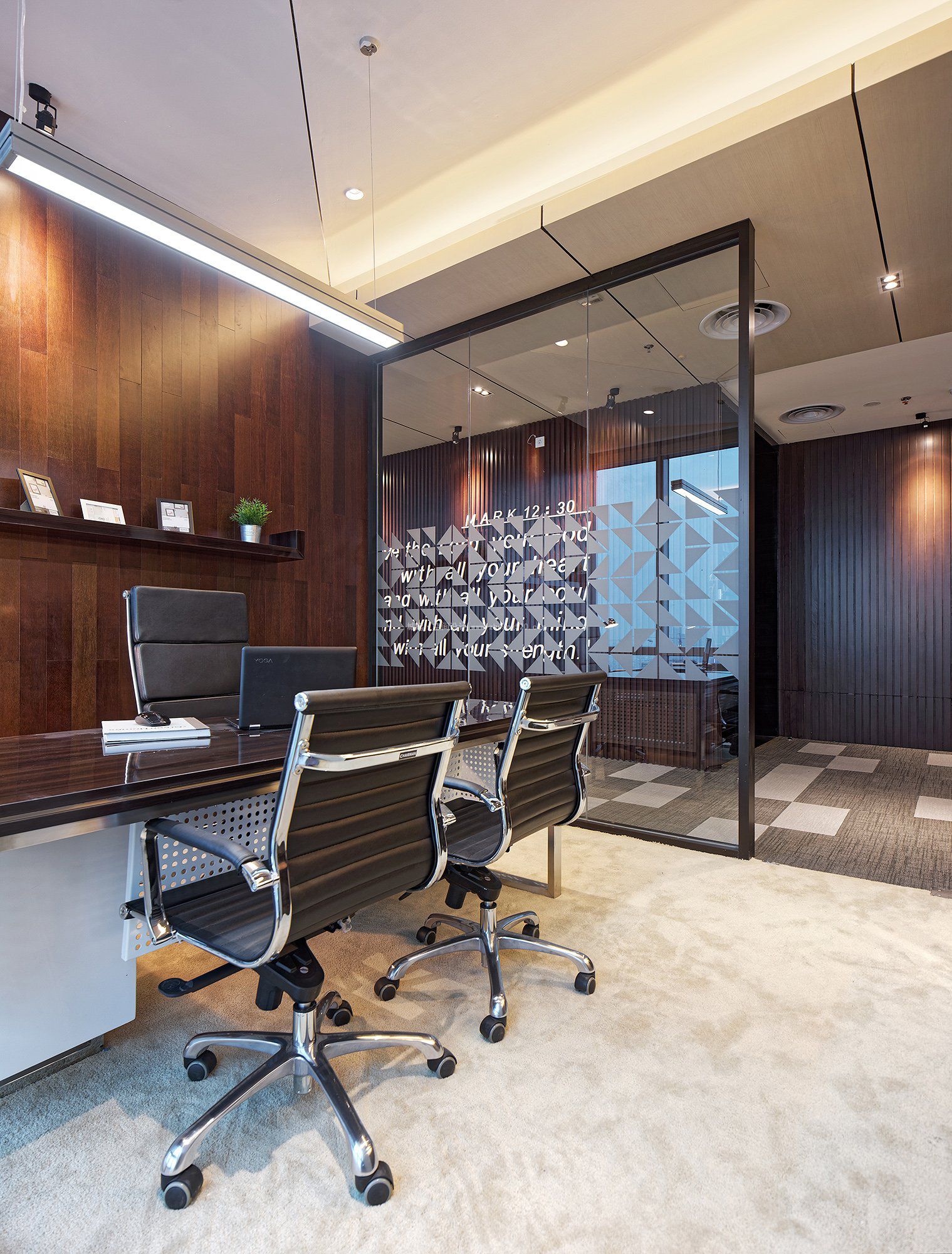 辦公室裝修廈門_廈門辦公裝修室設(shè)計(jì)公司_廈門辦公裝修室布局圖