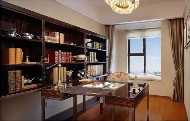 150㎡戶型四間朝南，一個(gè)創(chuàng)新的戶型，我不允許它有1㎡的浪費(fèi)。