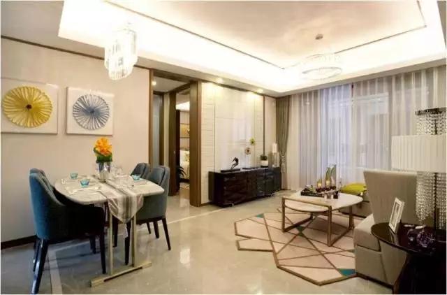 150㎡戶型四間朝南，一個(gè)創(chuàng)新的戶型，我不允許它有1㎡的浪費(fèi)。