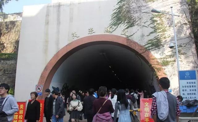 廈門裝修行情_(kāi)廈門裝修施工哪家好_廈門城市裝修