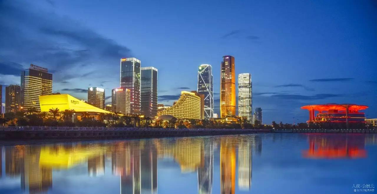 廈門燈光設(shè)計公司_廈門燈光秀4.5億_廈門燈光秀圖片