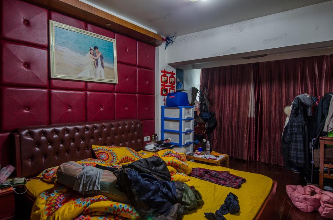 廈門(mén)精裝修二手房出售_廈門(mén)市二手房裝修_廈門(mén)二手房翻新