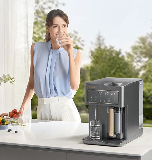 鉑金電解+富鍶礦化，摩飛富氫礦化凈飲機讓健康好水唾手可得