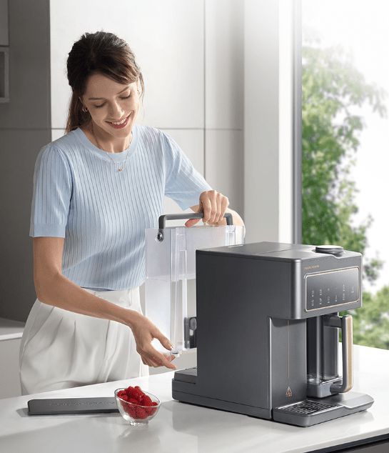 鉑金電解+富鍶礦化，摩飛富氫礦化凈飲機讓健康好水唾手可得