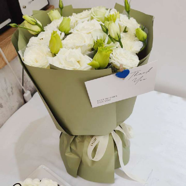 Ů��������ʲô�ɫ��õ�廨����