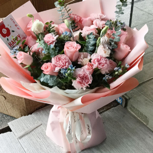 Ů��������ʲô�ɫ��õ�廨����